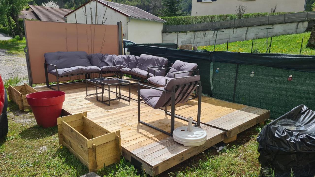 Appartement Au Coeur Du Haut-Jura Villard-Saint-Sauveur Exterior foto